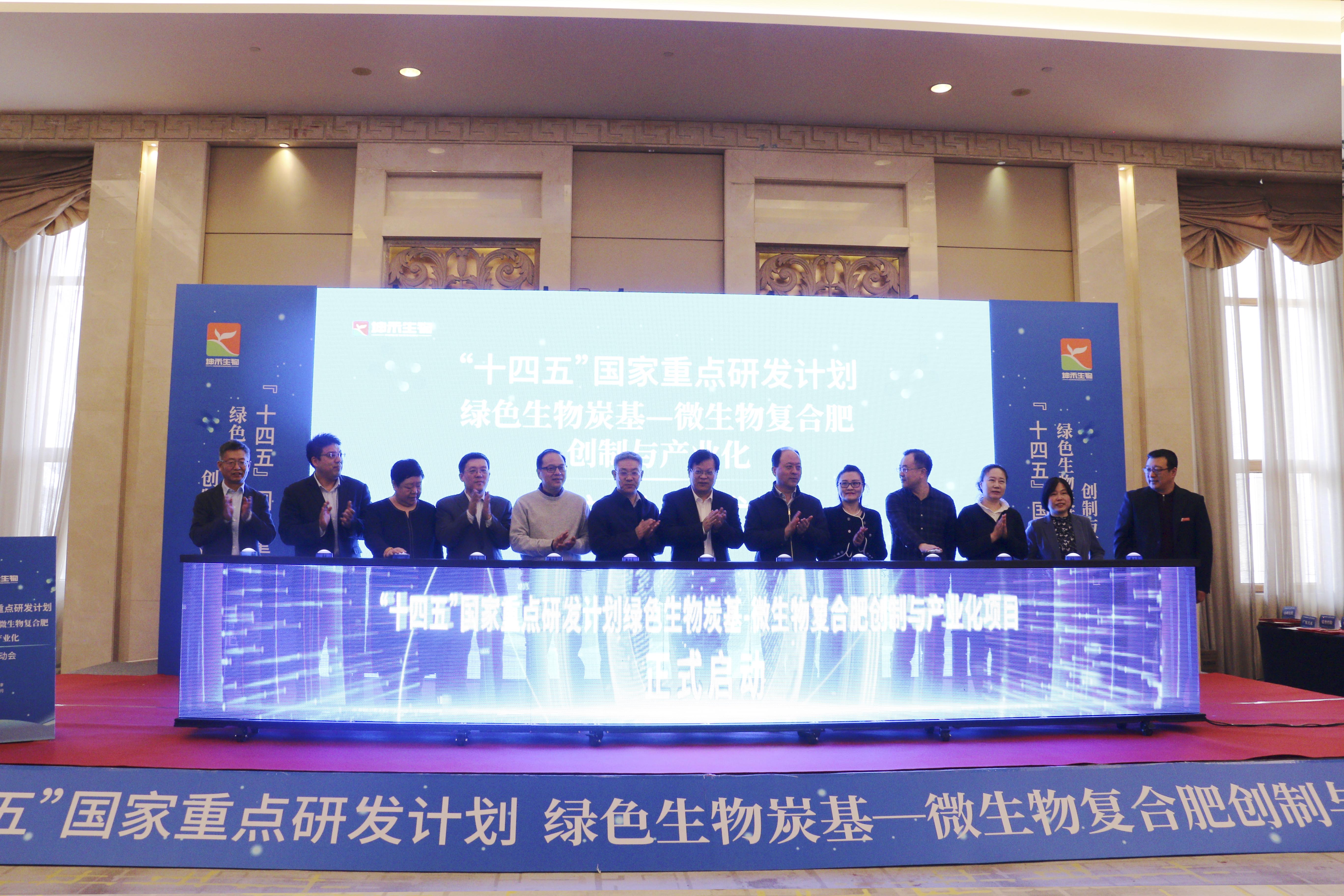 1709773151328491.jpg IMG_2721PS.jpg